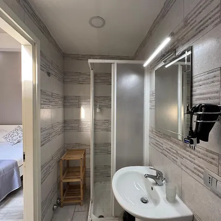 San Ferdinando 3* Неаполь