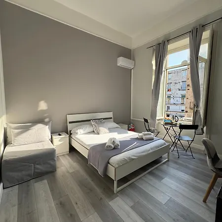 Adda Passa A Nuttat * Napoli